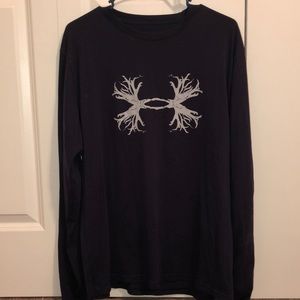 UNDER ARMOUR LONG SLEEVE